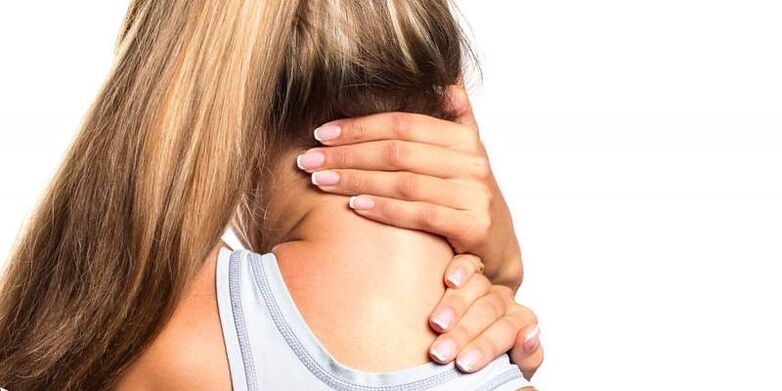 dolor de cuello en una niña con osteocondrosis