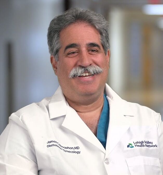 Médico Ortopédico Oswaldo Hernandes